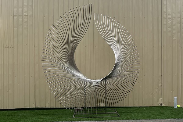Custom Stainless Steel Spiral Sculpture – Modern Abstract Outdoor Art  Custom Stainless Steel Spiral Sculpture – Modern Abstract Outdoor Art